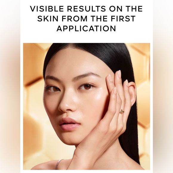 Guerlain Abeille Royale Daily Repair Serum - $240 RETAIL - Picture 2 of 10